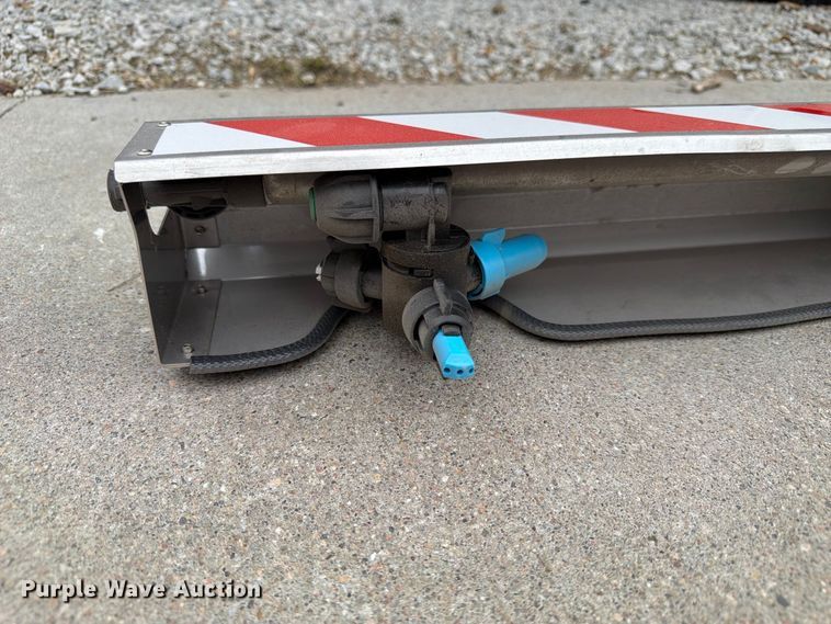 image for item FU0583 2023 Hilltip IceStriker 1100TR spreader