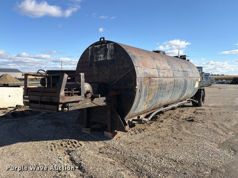 image for item FU0594 Rosco Minneapolis R.M.S.T asphalt trailer