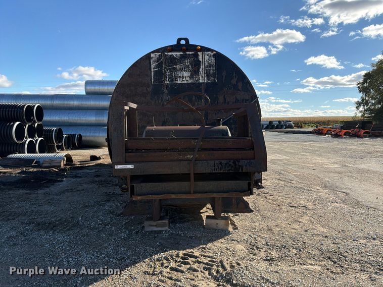 image for item FU0594 Rosco Minneapolis R.M.S.T asphalt trailer