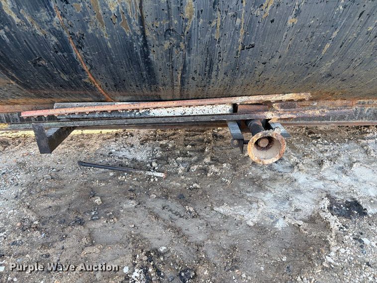 image for item FU0594 Rosco Minneapolis R.M.S.T asphalt trailer