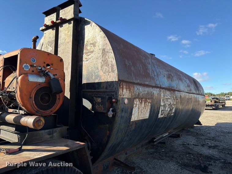 image for item FU0594 Rosco Minneapolis R.M.S.T asphalt trailer