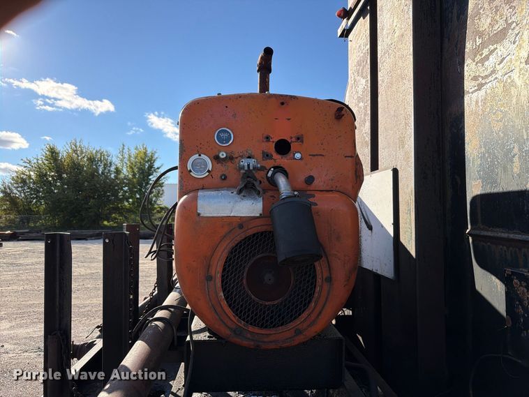 image for item FU0594 Rosco Minneapolis R.M.S.T asphalt trailer