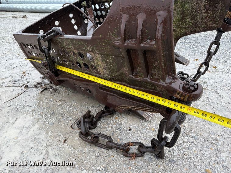 image for item FU0595 Crane dredge bucket