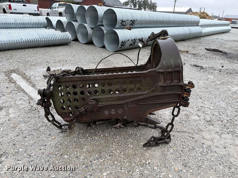 image for item FU0596 Crane dredge bucket