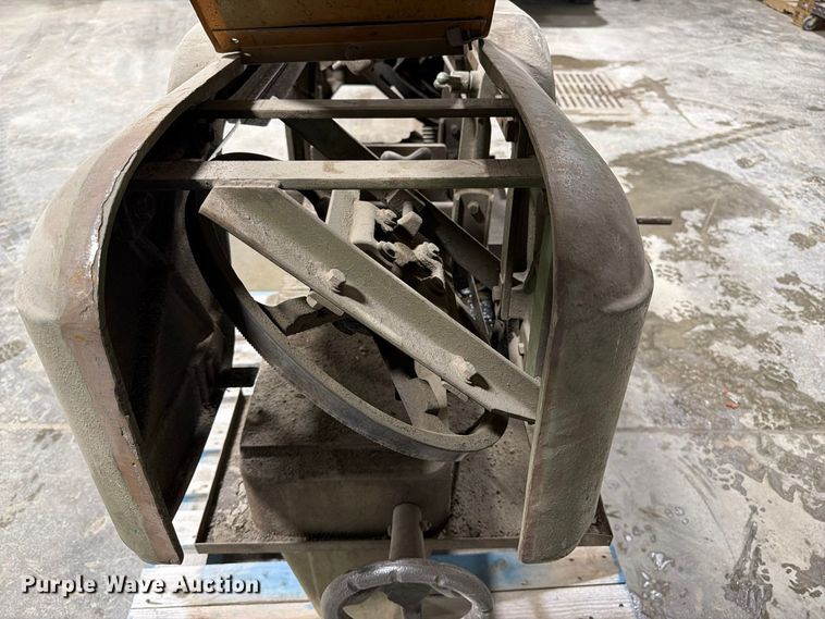 image for item FU0599 Kysor Johnson J band saw