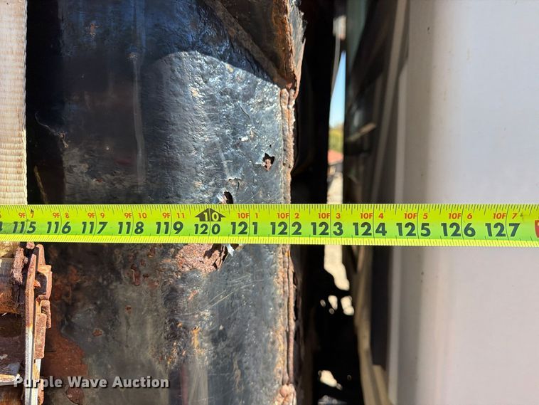 image for item FU4748 2009 International 7300 dump truck