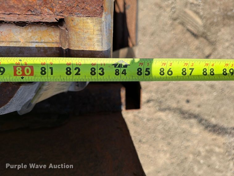 image for item FU4748 2009 International 7300 dump truck