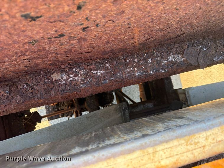 image for item FU4748 2009 International 7300 dump truck