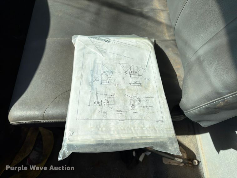 image for item FU4748 2009 International 7300 dump truck