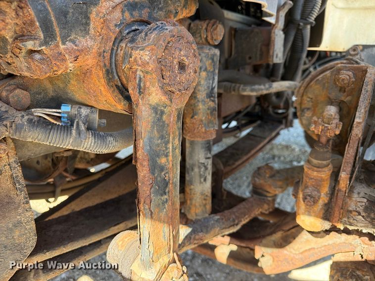 image for item FU4748 2009 International 7300 dump truck