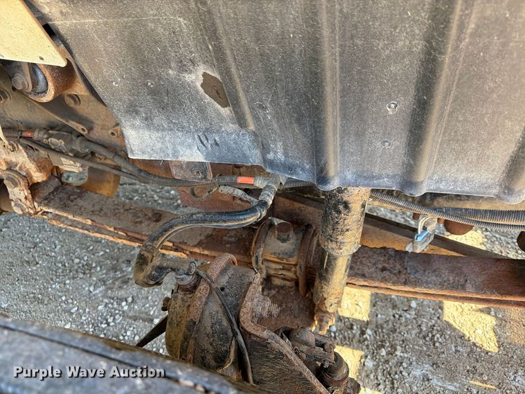 image for item FU4748 2009 International 7300 dump truck