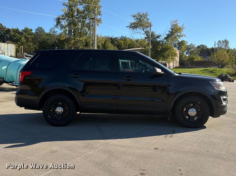 image for item FU4761 2017 Ford Explorer Police Interceptor SUV