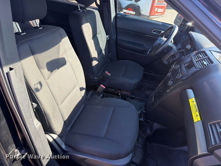 image for item FU4761 2017 Ford Explorer Police Interceptor SUV