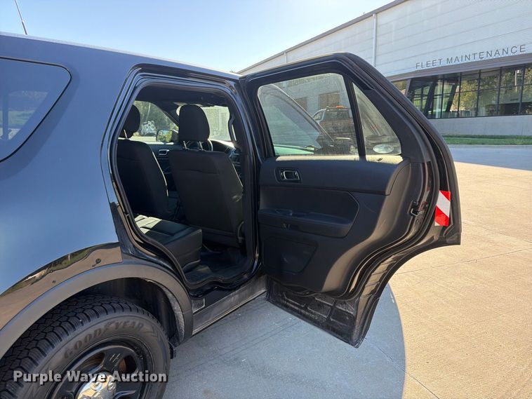 image for item FU4761 2017 Ford Explorer Police Interceptor SUV