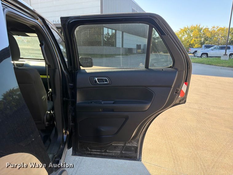 image for item FU4761 2017 Ford Explorer Police Interceptor SUV
