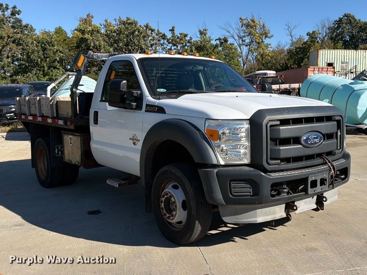image for item FU4763 2014 Ford F450 Super Duty flatbed truck