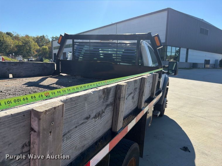 image for item FU4763 2014 Ford F450 Super Duty flatbed truck
