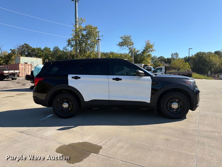 image for item FU4764 2021 Ford Explorer Police Interceptor SUV