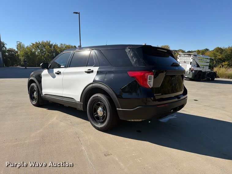image for item FU4764 2021 Ford Explorer Police Interceptor SUV
