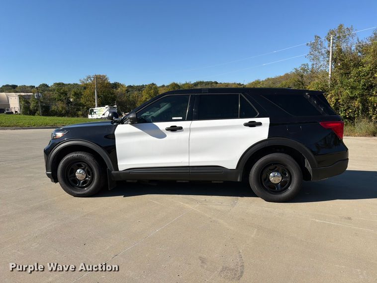 image for item FU4764 2021 Ford Explorer Police Interceptor SUV
