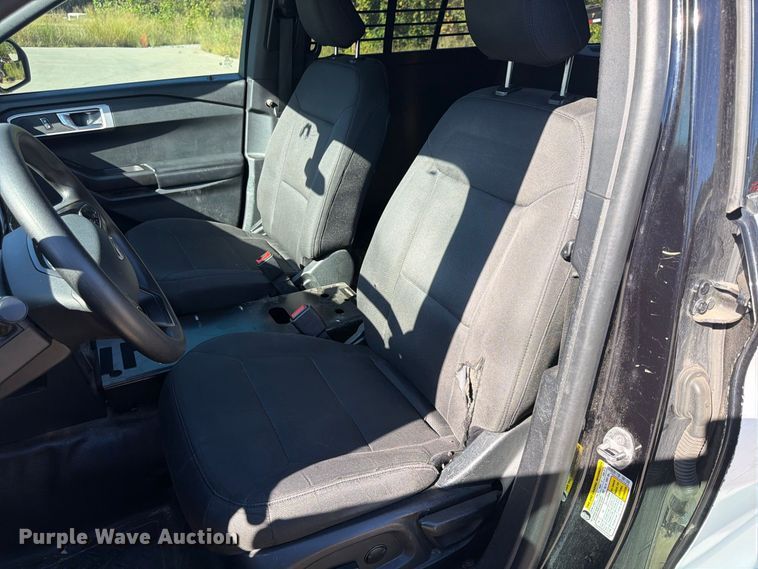image for item FU4764 2021 Ford Explorer Police Interceptor SUV