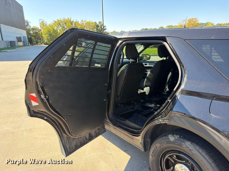image for item FU4764 2021 Ford Explorer Police Interceptor SUV