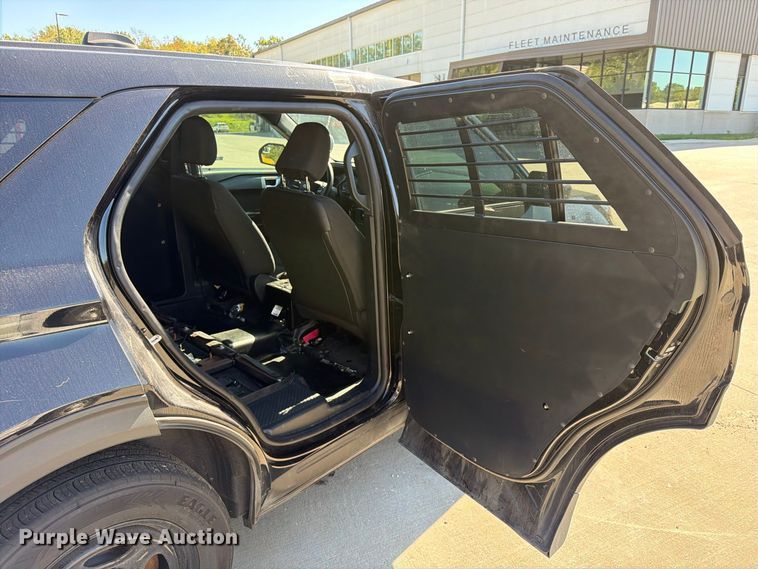 image for item FU4765 2021 Ford Explorer Police Interceptor SUV