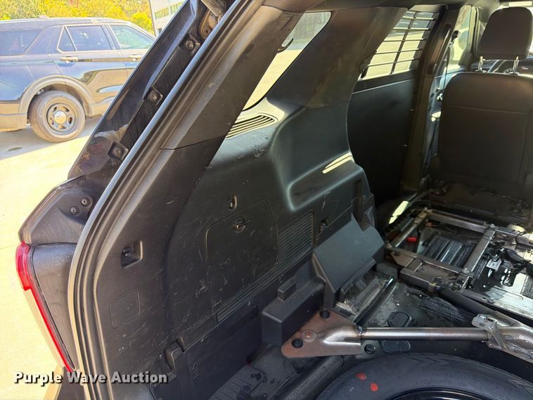 image for item FU4766 2021 Ford Explorer Police Interceptor SUV