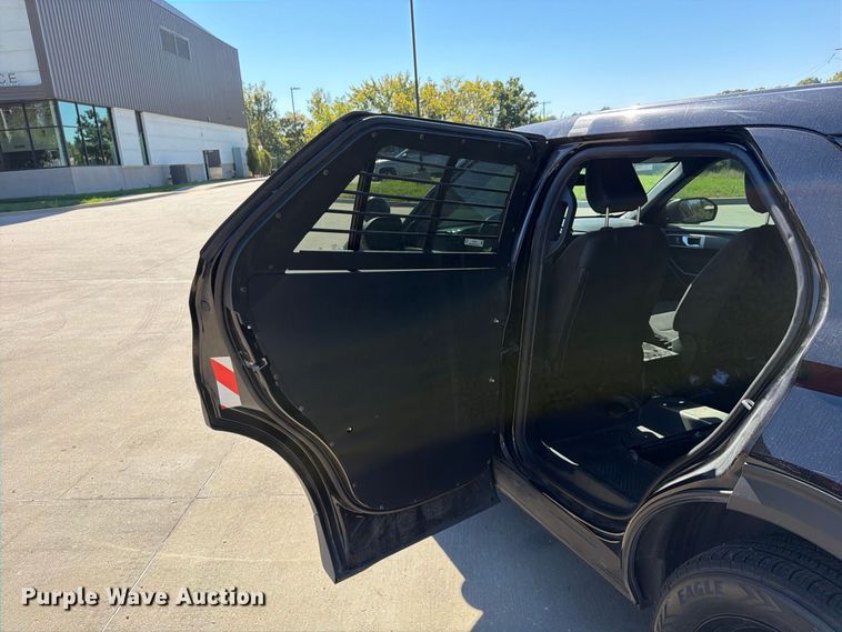 image for item FU4767 2021 Ford Explorer Police Interceptor SUV