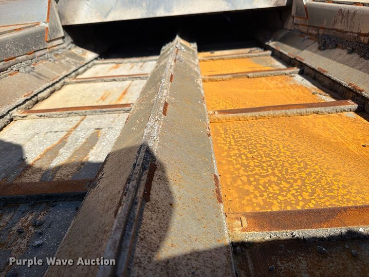 image for item FU4768 2012 Weiler P385 paver