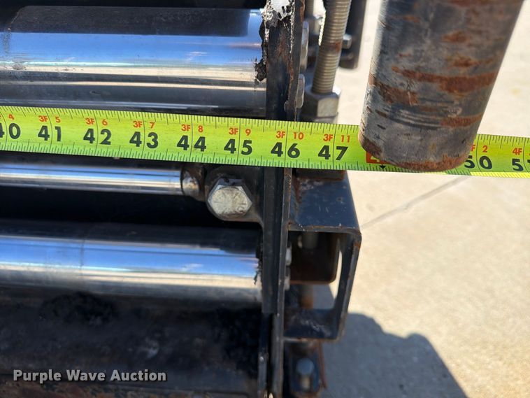 image for item FU4768 2012 Weiler P385 paver