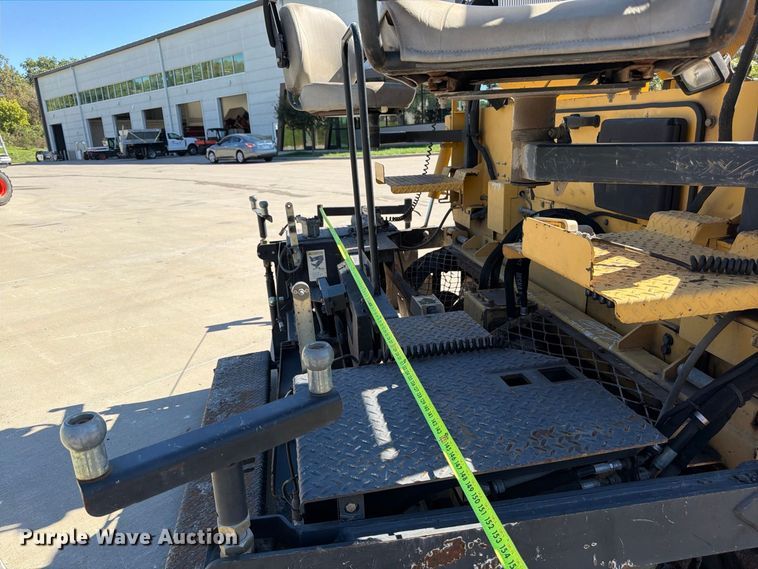 image for item FU4768 2012 Weiler P385 paver