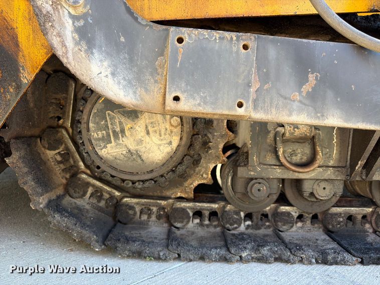 image for item FU4768 2012 Weiler P385 paver
