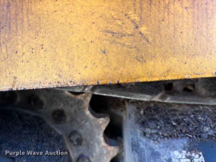 image for item FU4768 2012 Weiler P385 paver