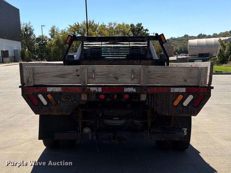 image for item FU4771 2015 Ford F450 Super Duty dump flatbed truck