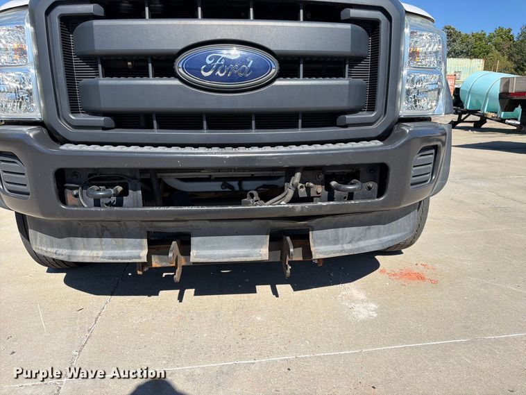 image for item FU4771 2015 Ford F450 Super Duty dump flatbed truck