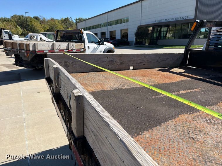 image for item FU4771 2015 Ford F450 Super Duty dump flatbed truck