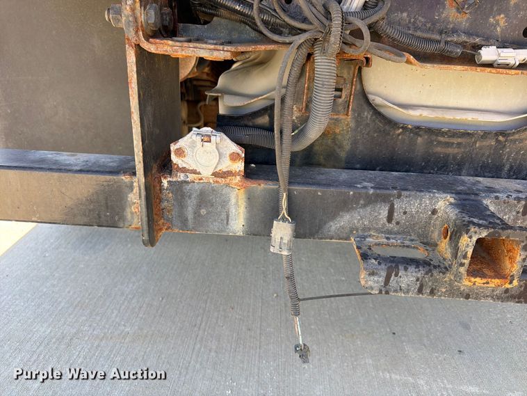 image for item FU4771 2015 Ford F450 Super Duty dump flatbed truck