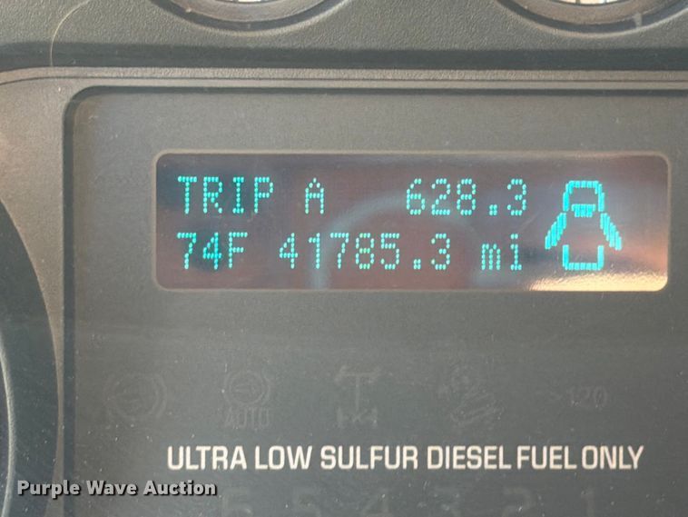 image for item FU4771 2015 Ford F450 Super Duty dump flatbed truck