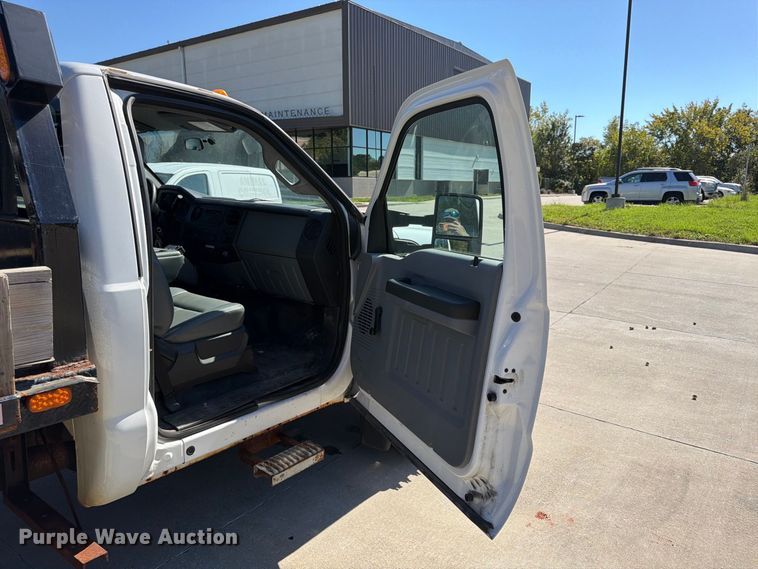 image for item FU4771 2015 Ford F450 Super Duty dump flatbed truck