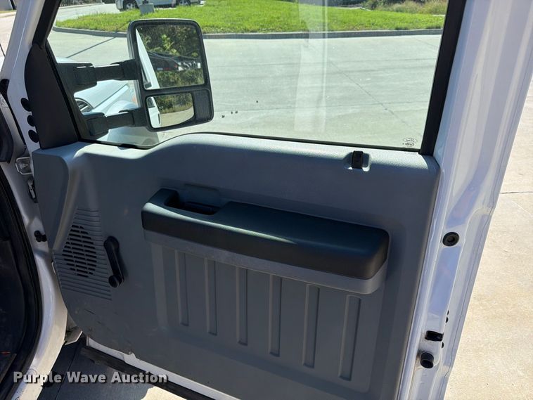 image for item FU4771 2015 Ford F450 Super Duty dump flatbed truck