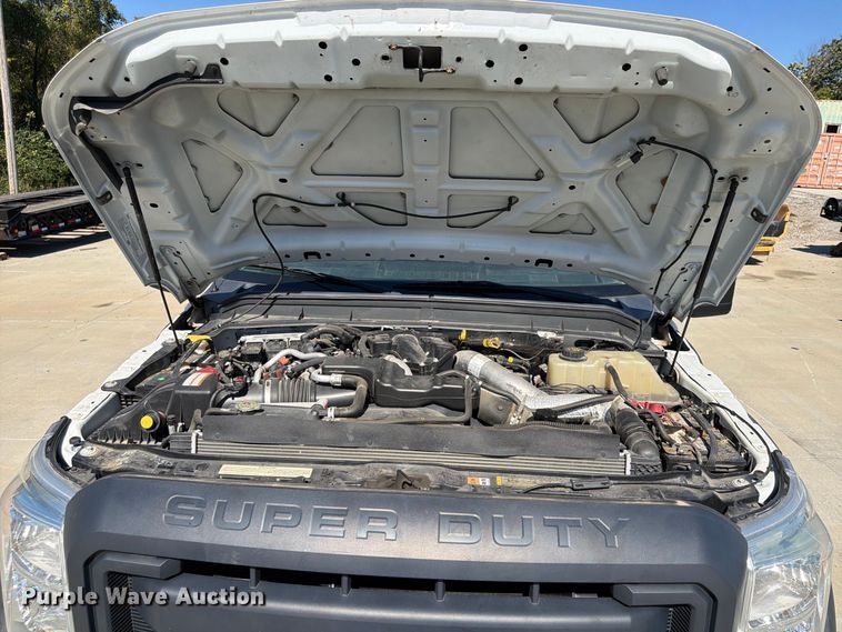 image for item FU4771 2015 Ford F450 Super Duty dump flatbed truck