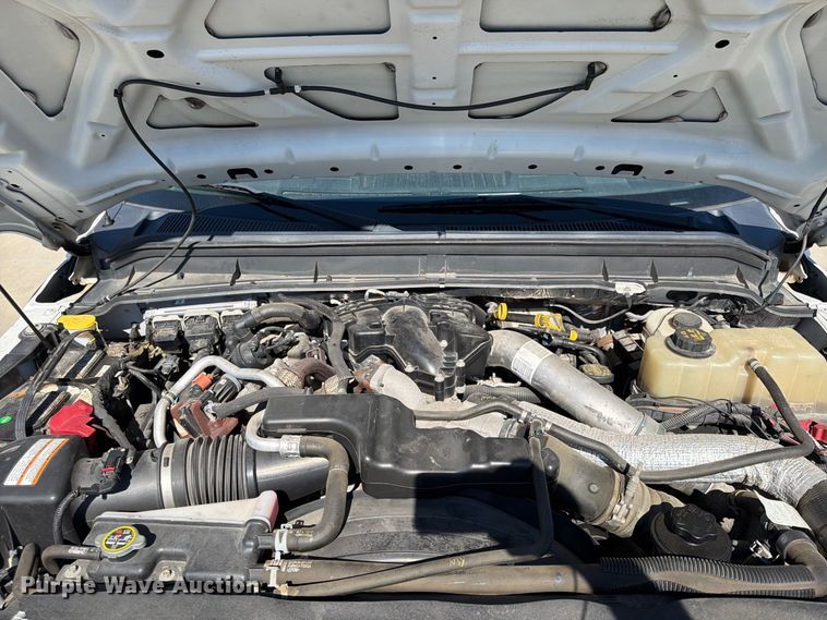 image for item FU4771 2015 Ford F450 Super Duty dump flatbed truck