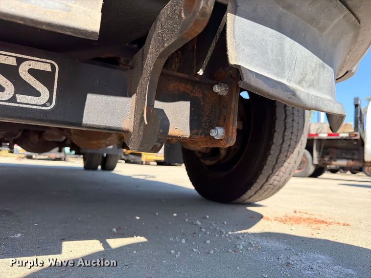 image for item FU4771 2015 Ford F450 Super Duty dump flatbed truck
