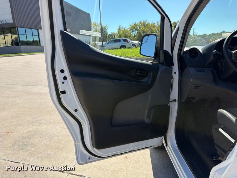 image for item FU4773 2015 Chevrolet City Express animal control van