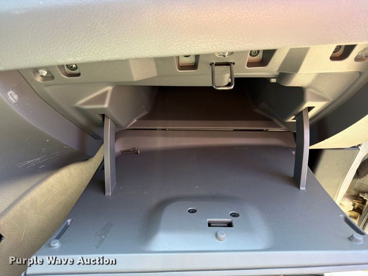 image for item FU4773 2015 Chevrolet City Express animal control van