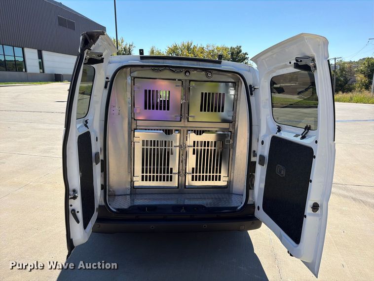 image for item FU4773 2015 Chevrolet City Express animal control van