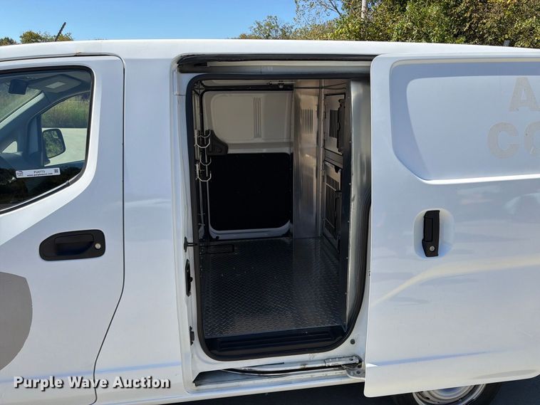 image for item FU4773 2015 Chevrolet City Express animal control van