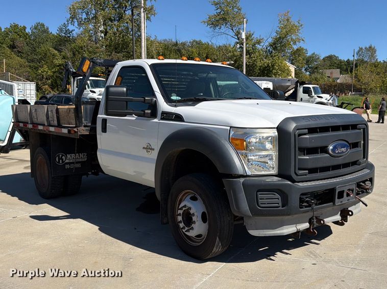image for item FU4774 2013 Ford F450 Super Duty dump flatbed truck
