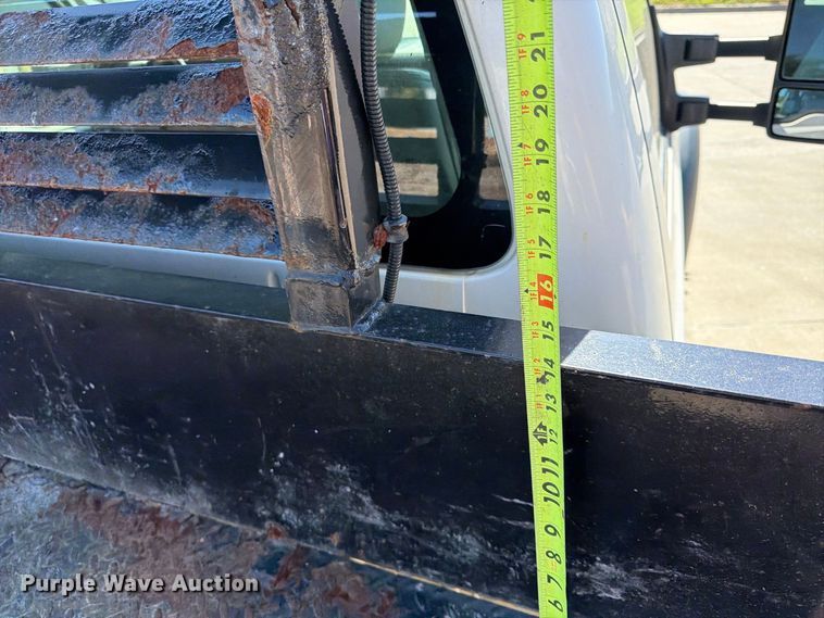 image for item FU4774 2013 Ford F450 Super Duty dump flatbed truck